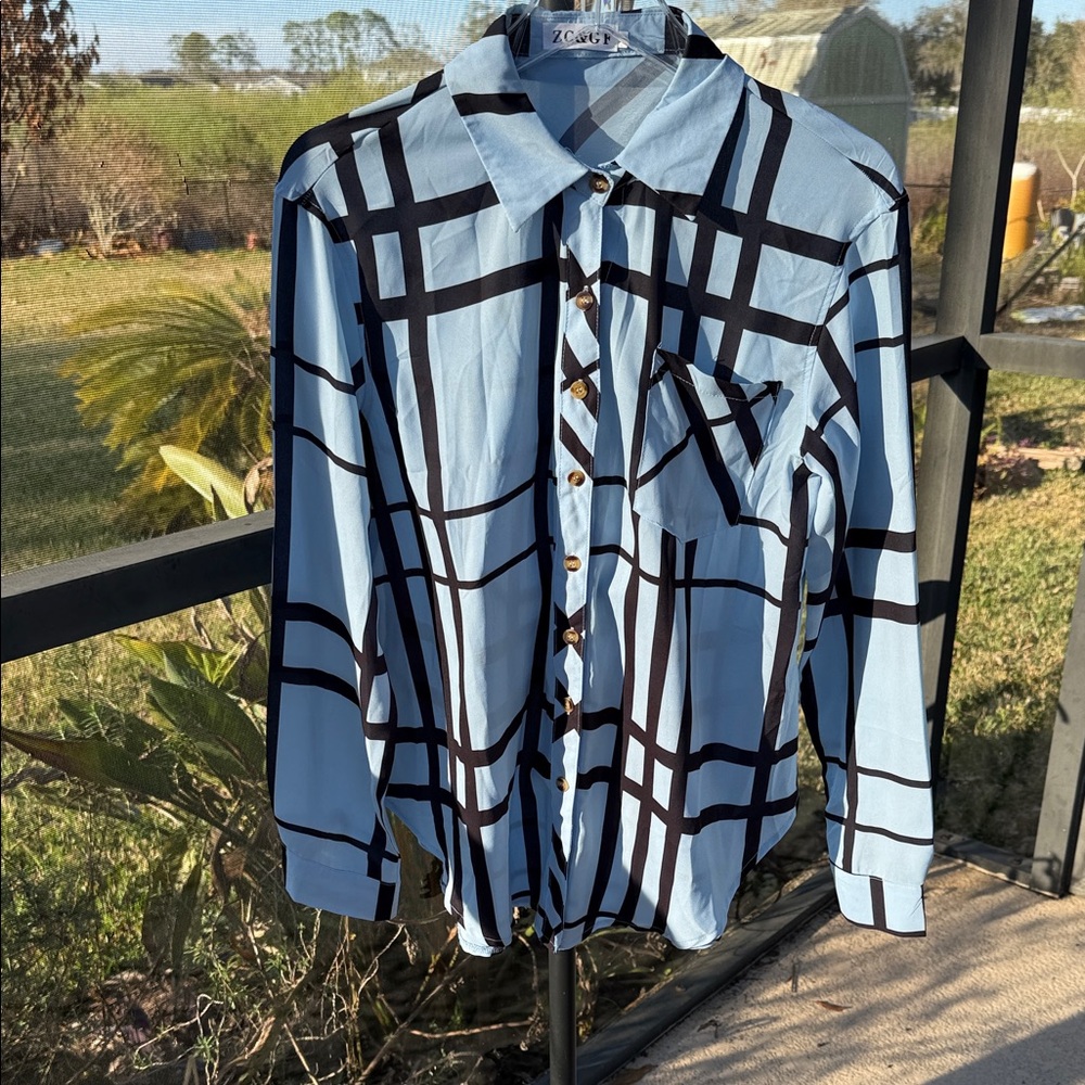 Chic Blue & black plaid Button-Down Shirt